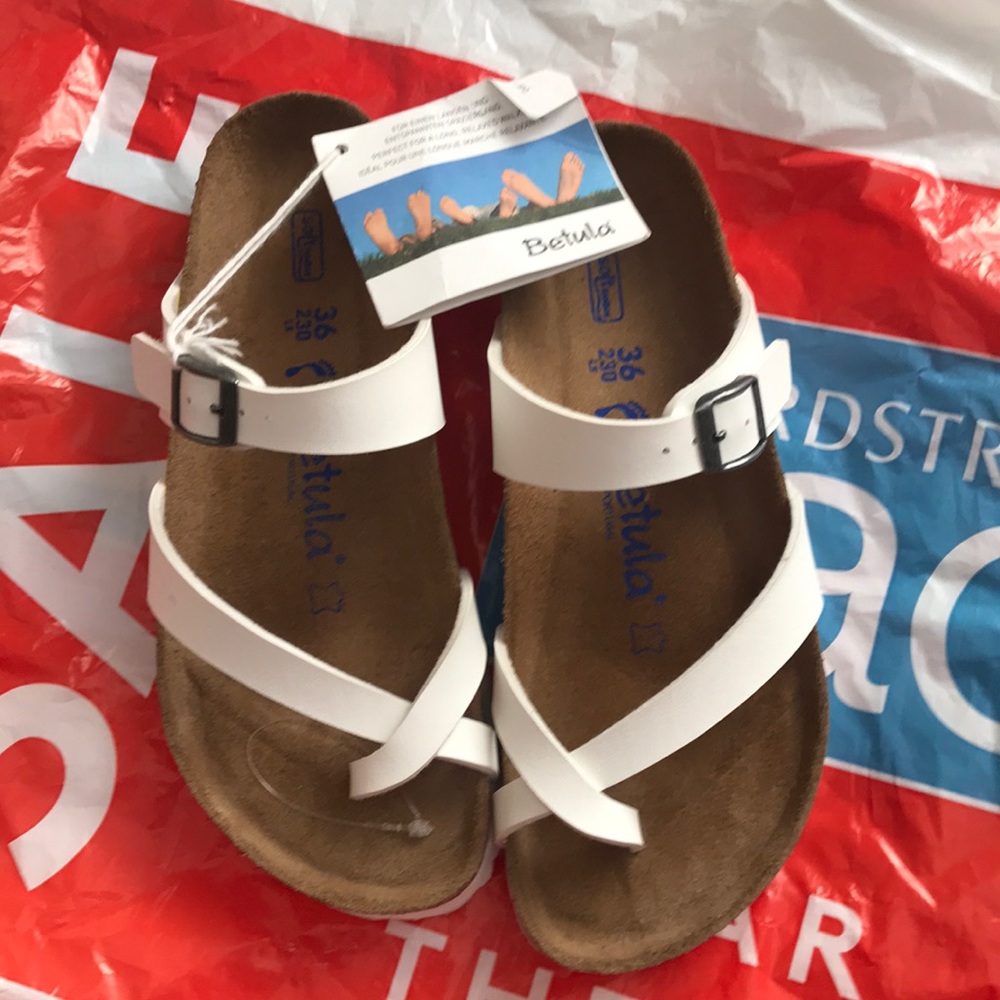 NEw Bentula slippers